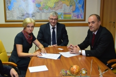 Подписание соглашений